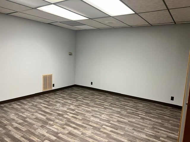 More Photos Of 8000-8018 Old Alexandria Ferry Rd, Clinton Warehouse For Lease