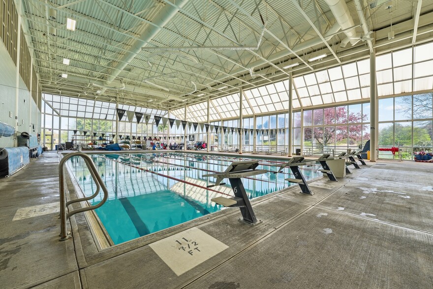 More Photos Of 893 West St, Amherst Schools For Sale