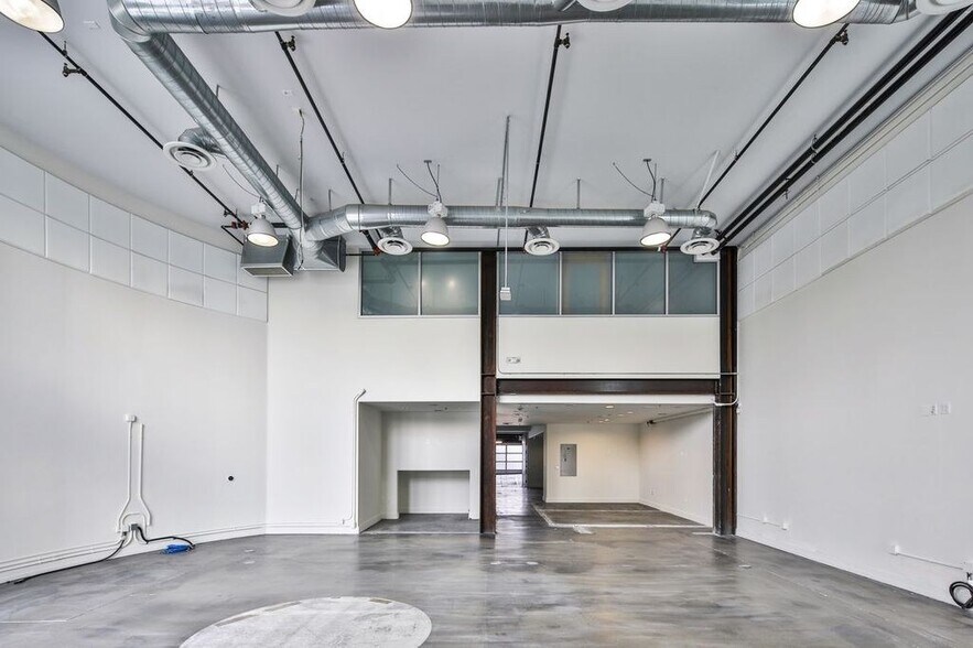 More Photos Of 8273-8277 Beverly Blvd, Los Angeles Loft Creative Space For Lease