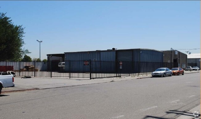 More Photos Of 10 Hegenberger Pl, Oakland Industrial For Sale