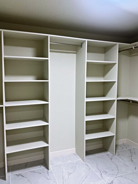 More Photos Of 7531 Wilcox Dr, El Paso Healthcare For Sale