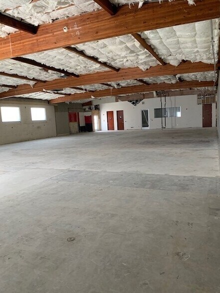 More Photos Of 1160 N Las Palmas Ave, Los Angeles Loft Creative Space For Lease