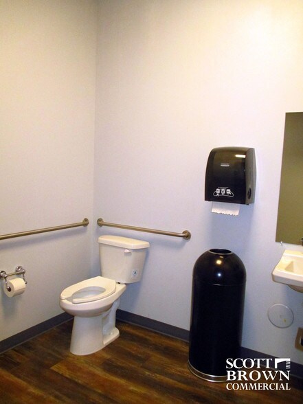 More Photos Of 2505 Scripture St, Denton Medical For Lease