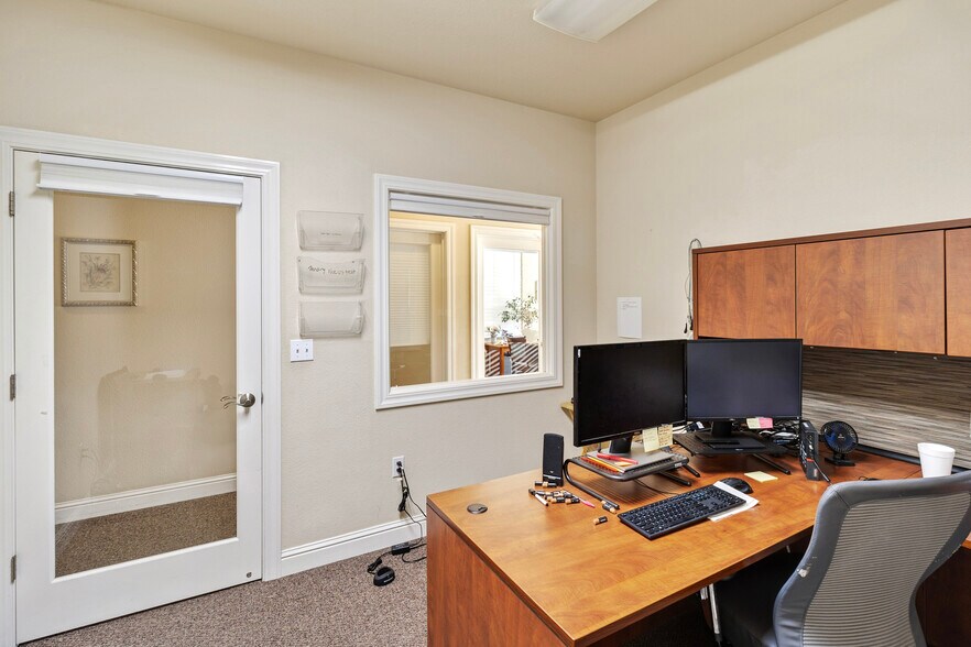 More Photos Of 3075 Crossroads Dr, Redding Light Distribution For Sale