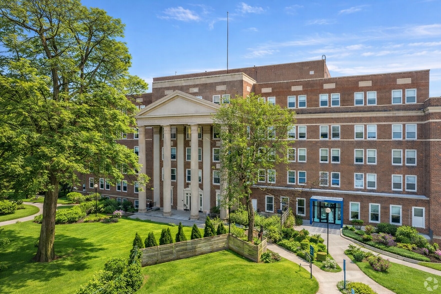 More Photos Of 3300 Henry Ave, Philadelphia Unknown For Lease