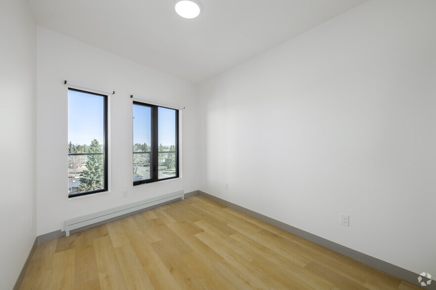 More Photos Of 9999 Elbow Dr, Calgary Apartments For Lease