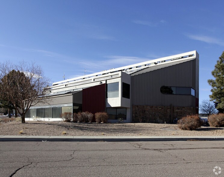 More Photos Of 5085 List Dr, Colorado Springs Medical For Lease