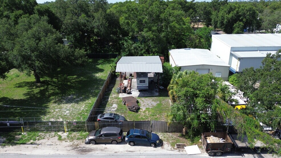 More Photos Of 2801 E Wilder Ave, Tampa Industrial For Lease