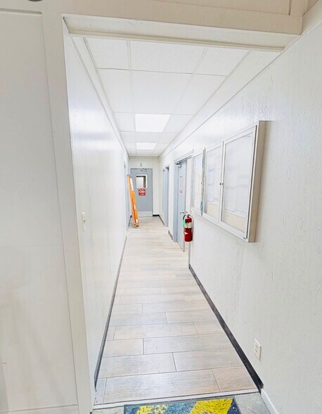 More Photos Of 1305 W Jackson Ave, Pasadena Manufacturing For Sale