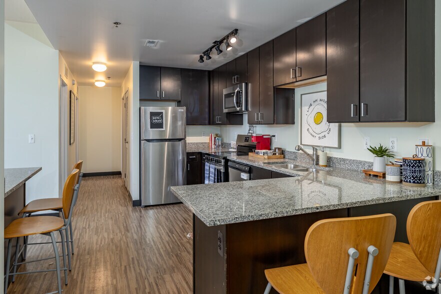 More Photos Of 1300 S University Ave, Ann Arbor Apartments For Lease
