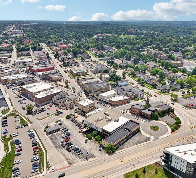 More Photos Of 321 N Main St, West Bend Bank For Sale