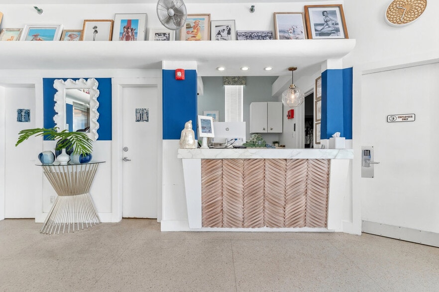More Photos Of 1418 Ocean Dr, Miami Beach Hotel For Sale