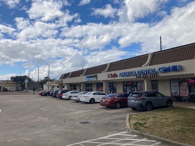 More Photos Of 11618-11698 S US 59 Hwy, Houston Unknown For Lease