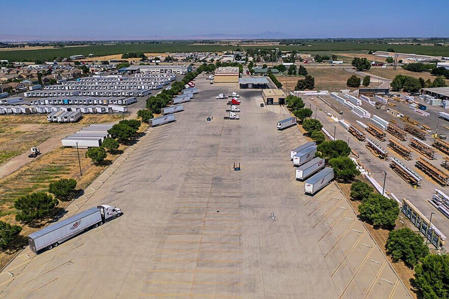 More Photos Of 12550 S Harlan Rd, Lathrop Truck Terminal For Lease