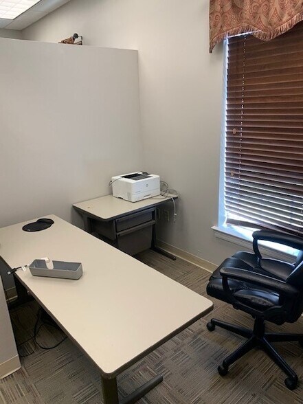 More Photos Of 5702 Mancuso Ln, Baton Rouge Medical For Lease