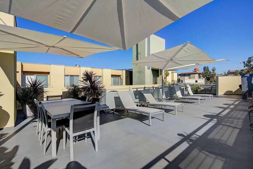 More Photos Of 65 W Dayton St, Pasadena Coworking Space