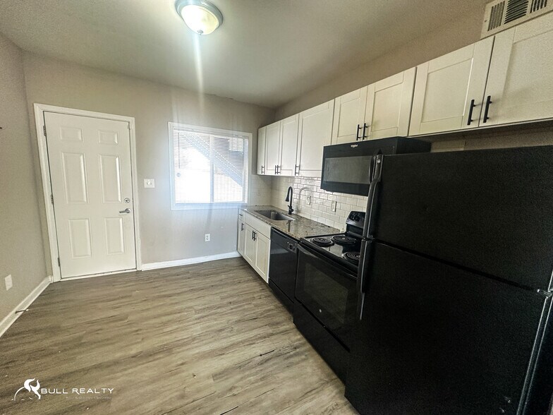 More Photos Of , Atlanta Multifamily For Sale