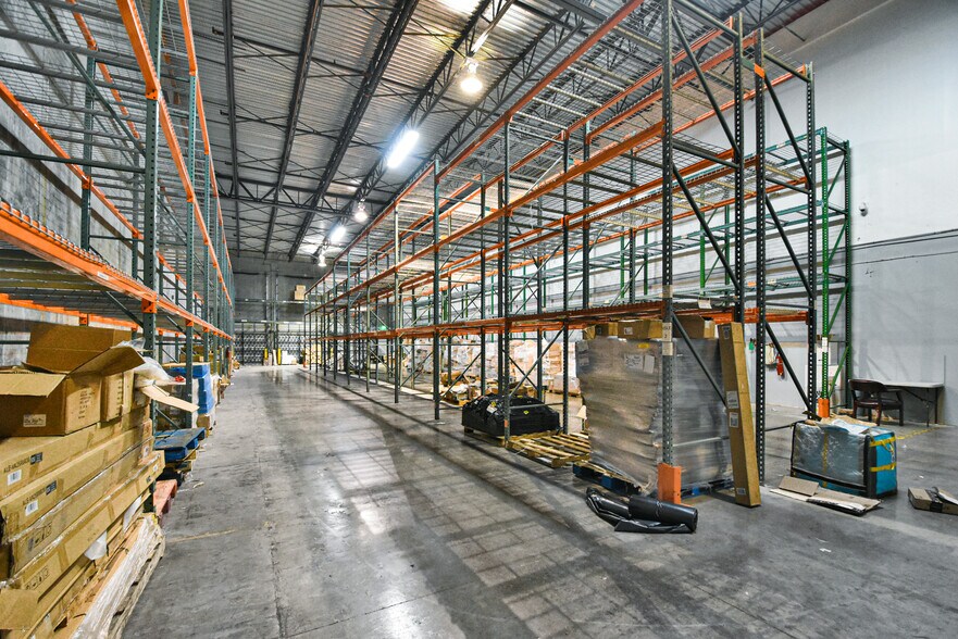 More Photos Of 2020 NW 129th Ave, Miami Warehouse For Lease