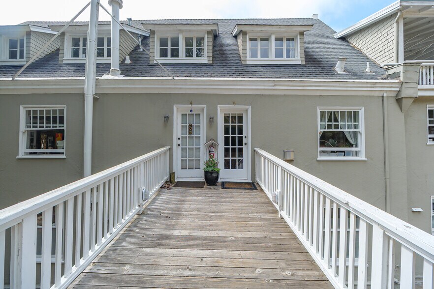 More Photos Of 65 Summit Ave, Mill Valley Apartments For Sale