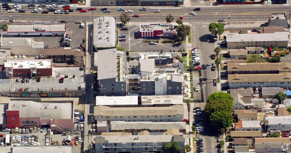 More Photos Of 1836-1852 Locust Ave, Long Beach Apartments For Lease