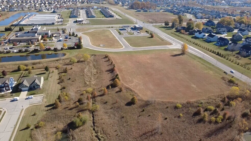 More Photos Of 7963 Paul Ave, Brownsburg Convenience Store For Sale
