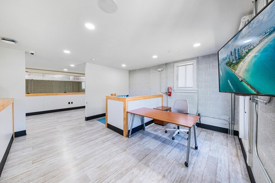 More Photos Of 3305 SW 37th Ave, Miami Office For Sale