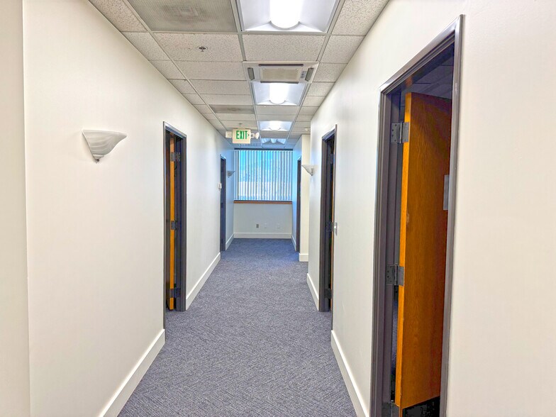 More Photos Of 50 Professional Center Dr, Rohnert Park Office For Sale