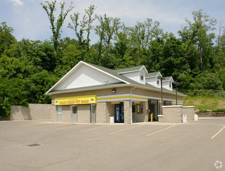 Primary Photo Of 2455 Maysville Pike, Zanesville Carwash For Sale