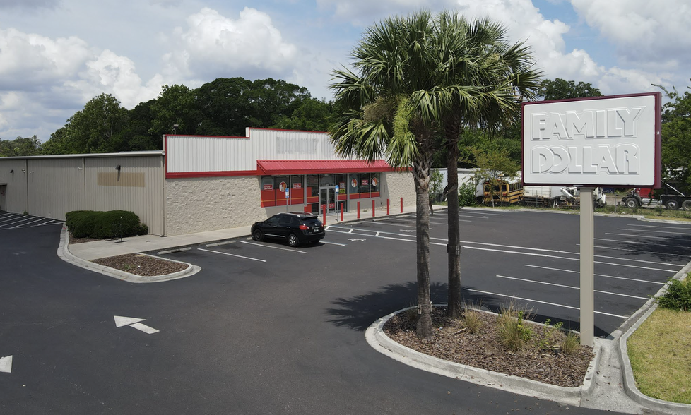 Primary Photo Of 5540 Moncrief Rd, Jacksonville Freestanding For Lease