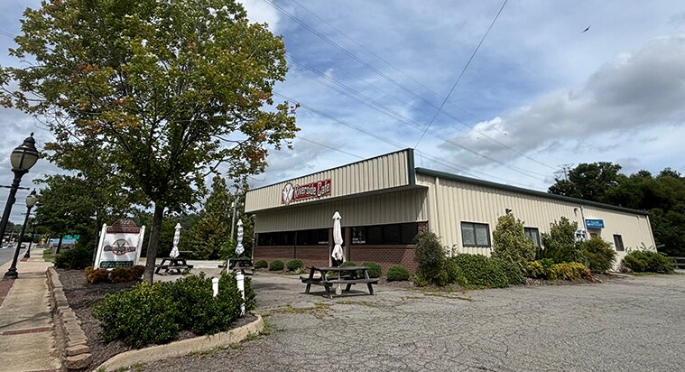 Primary Photo Of 522 N Main St, Farmville Restaurant For Sale