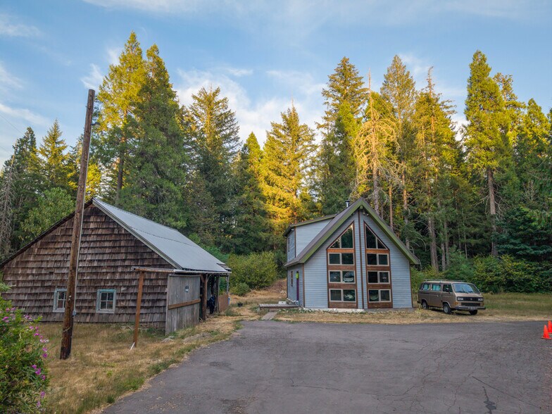 More Photos Of 55533 McKenzie River Dr, Mckenzie Bridge Industrial For Sale