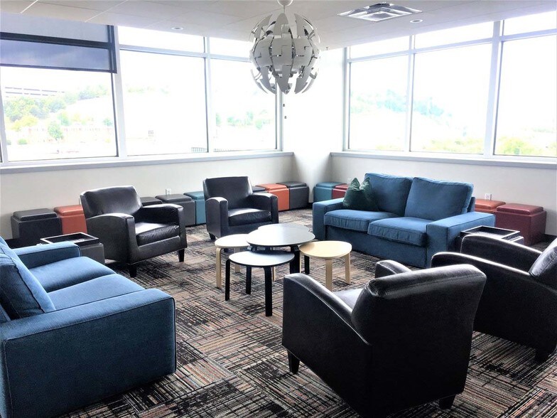 More Photos Of 605 Chestnut St, Chattanooga Office For Lease