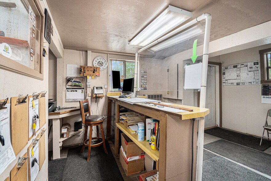 More Photos Of 5557 N Red Oak Rd, Lewiston Specialty For Sale