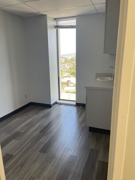More Photos Of 4201 Torrance Blvd, Torrance Medical For Lease