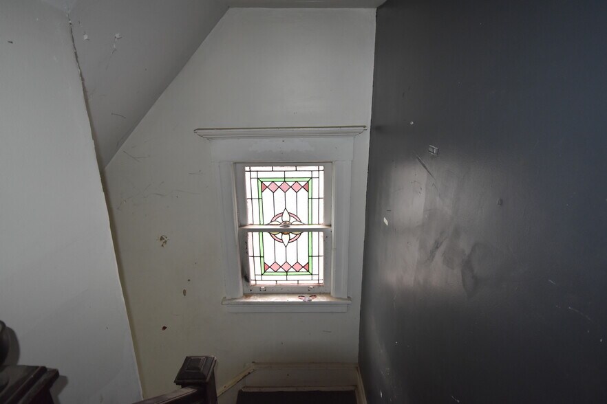 More Photos Of 309 White Horse Pike, Haddon Heights Office For Sale