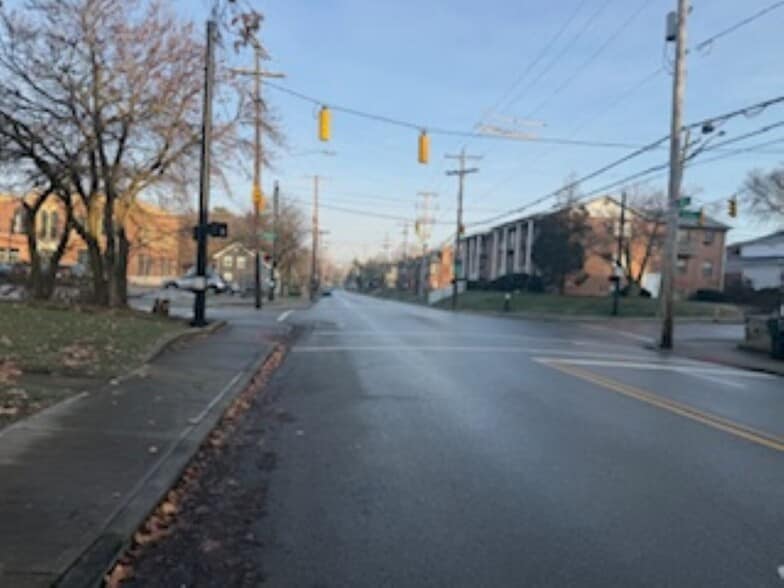 More Photos Of 2546 Neil Ave, Columbus Apartments For Sale