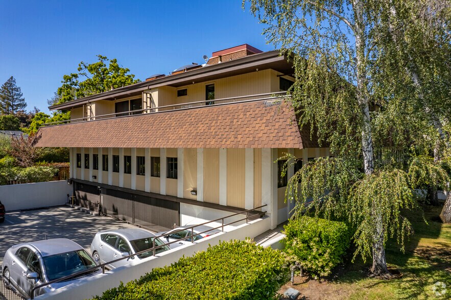 More Photos Of 724-726 Oak Grove Ave, Menlo Park Office For Lease