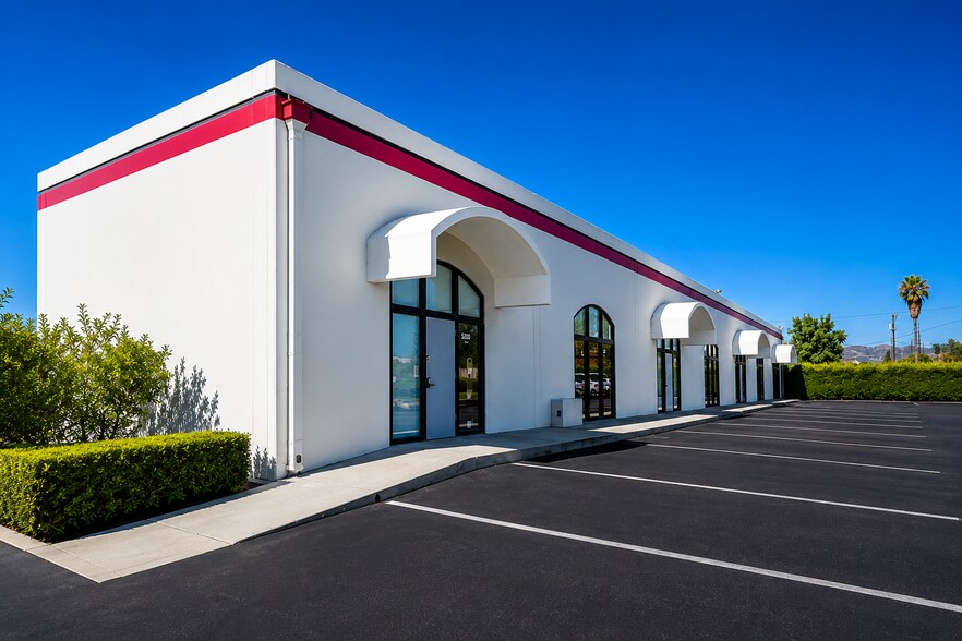 Primary Photo Of 9035 Eton Ave, Canoga Park Unknown For Lease