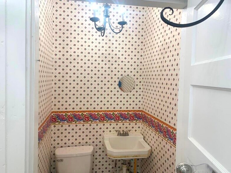 More Photos Of 115 Main St, Winterport Apartments For Lease