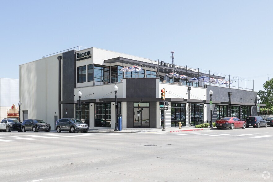 More Photos Of 201 E 2nd St, Tulsa Storefront For Lease