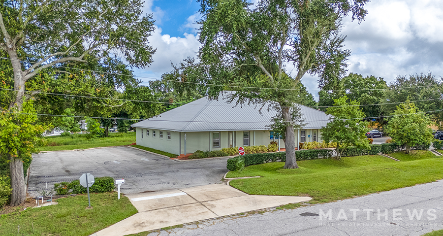 Primary Photo Of 455 Emerald Ave, Lake Wales Healthcare For Sale