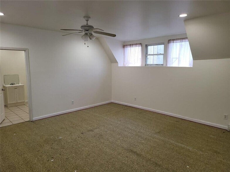 More Photos Of 114-116 114-116 S Hall St, Allentown Multifamily For Sale