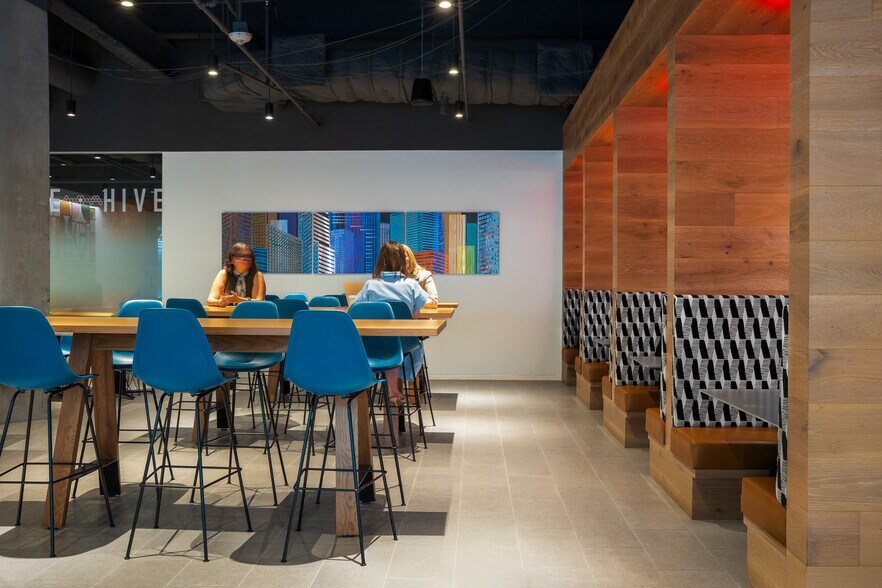 More Photos Of 1801 Main St, Houston Office For Lease