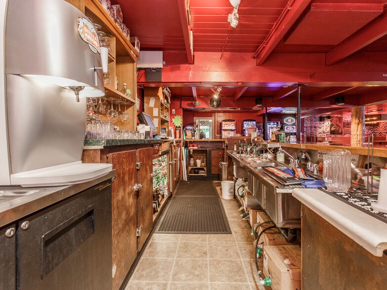 More Photos Of 39128 Dexter Rd, Dexter Restaurant For Sale