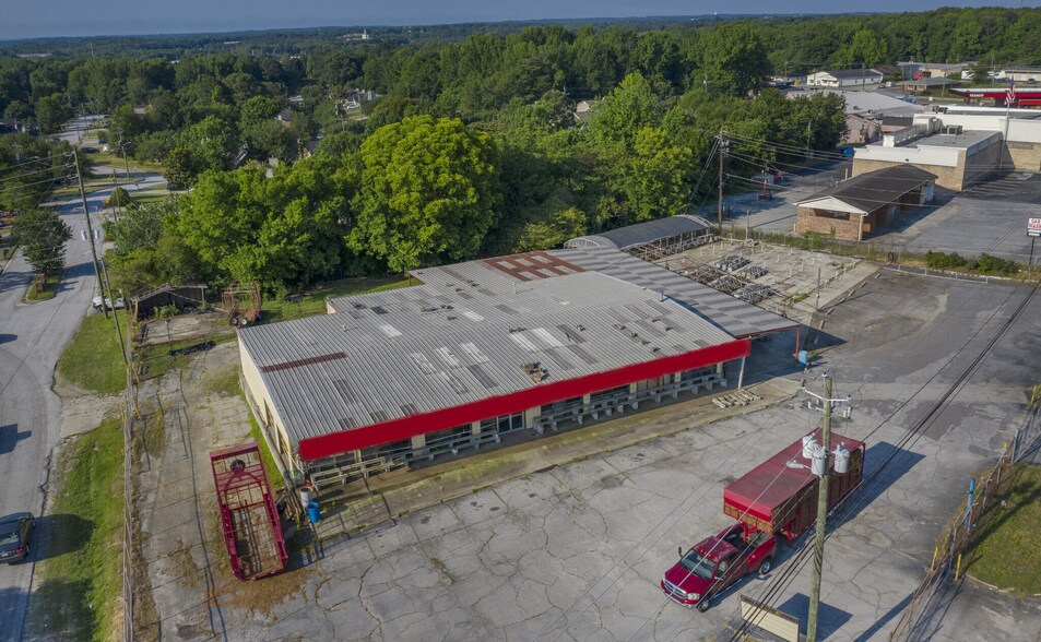 Primary Photo Of 11941 Veterans Memorial Hwy, Douglasville Freestanding For Sale
