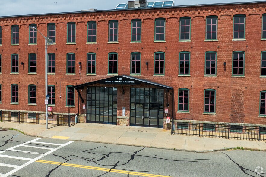 More Photos Of 108 Grove St, Worcester Office For Lease