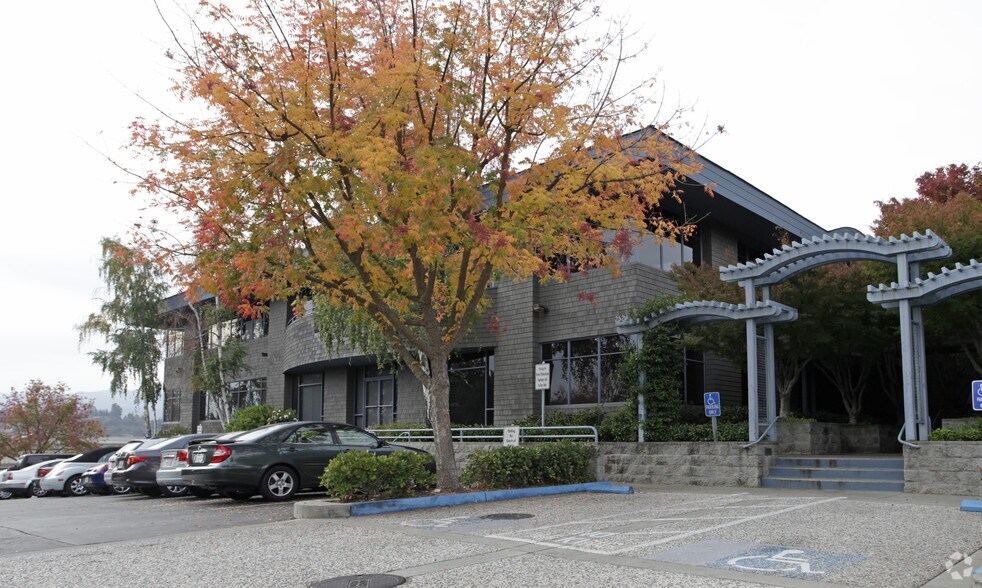 More Photos Of 2520 Camino Diablo, Walnut Creek Office For Lease