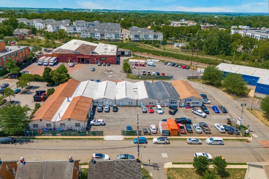 More Photos Of 100 Penn St, Lansdale Warehouse For Sale