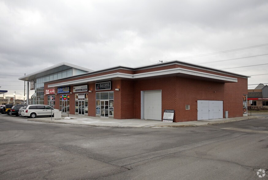 Primary Photo Of 9311 Weston Rd, Vaughan General Retail For Lease