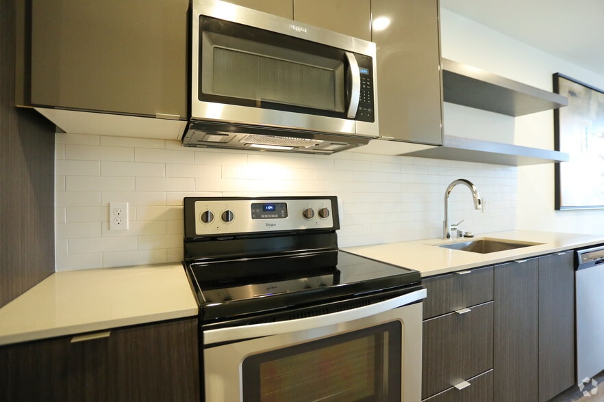 More Photos Of 910 John St, Seattle Apartments For Lease